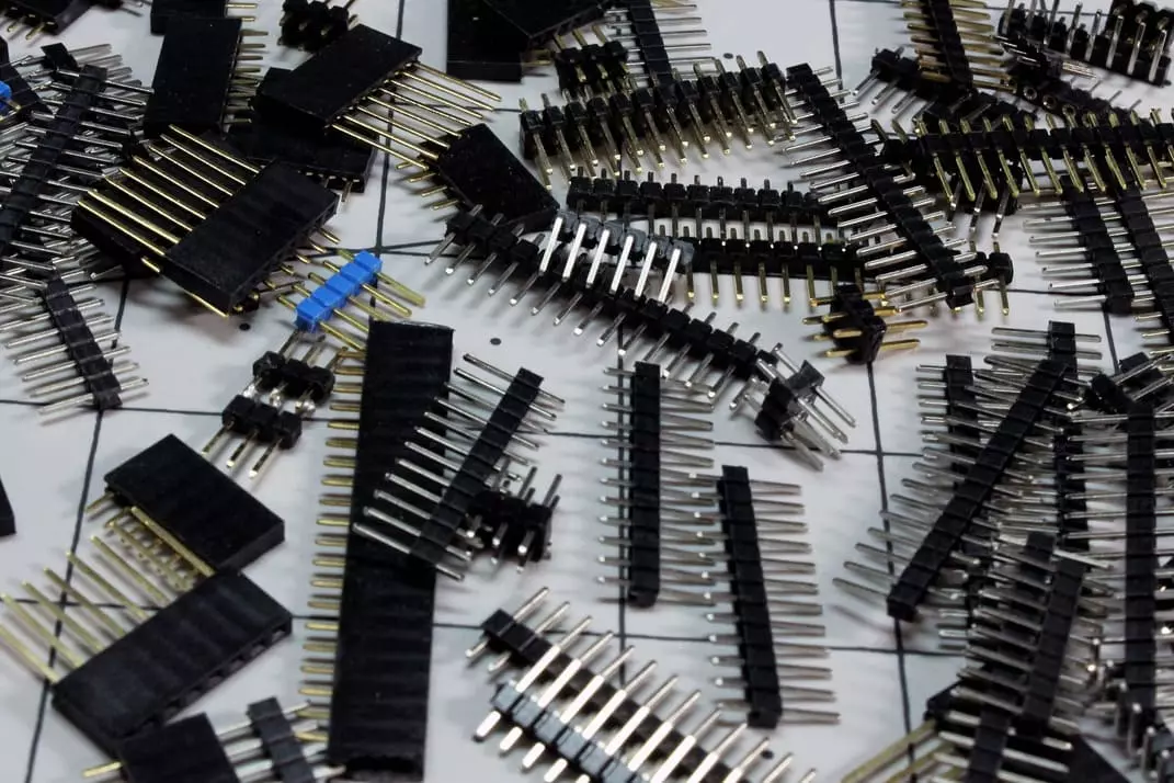 Reliable Female Header and Pin Header Manufacturer