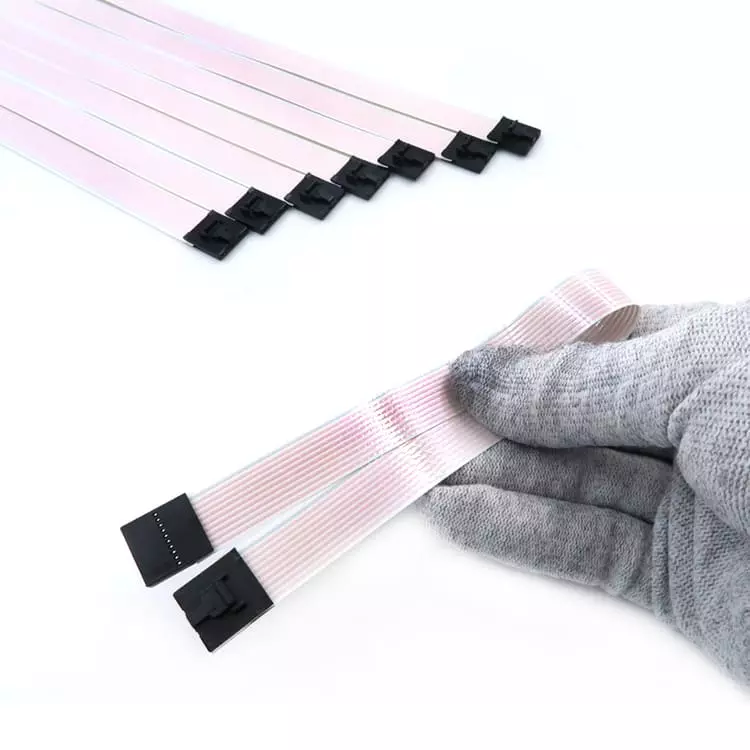 FFC（Flexible Flat Cable）