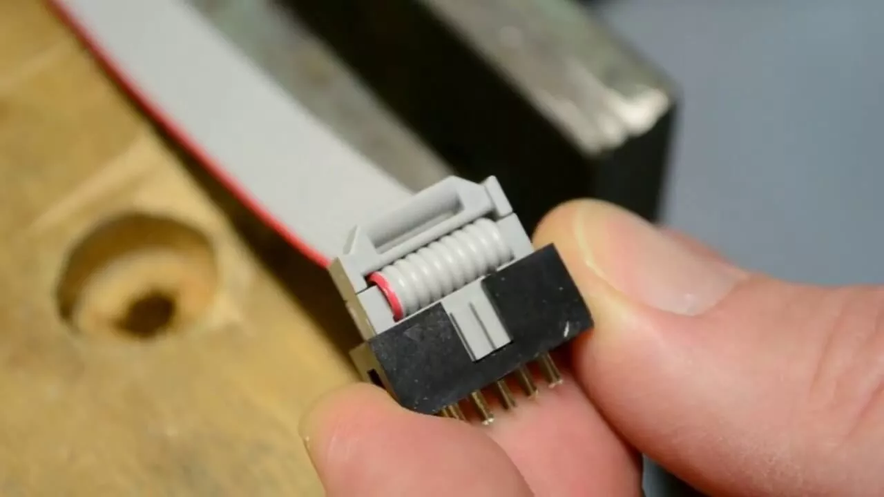 How to Properly Install Flat Cable Assemblies?