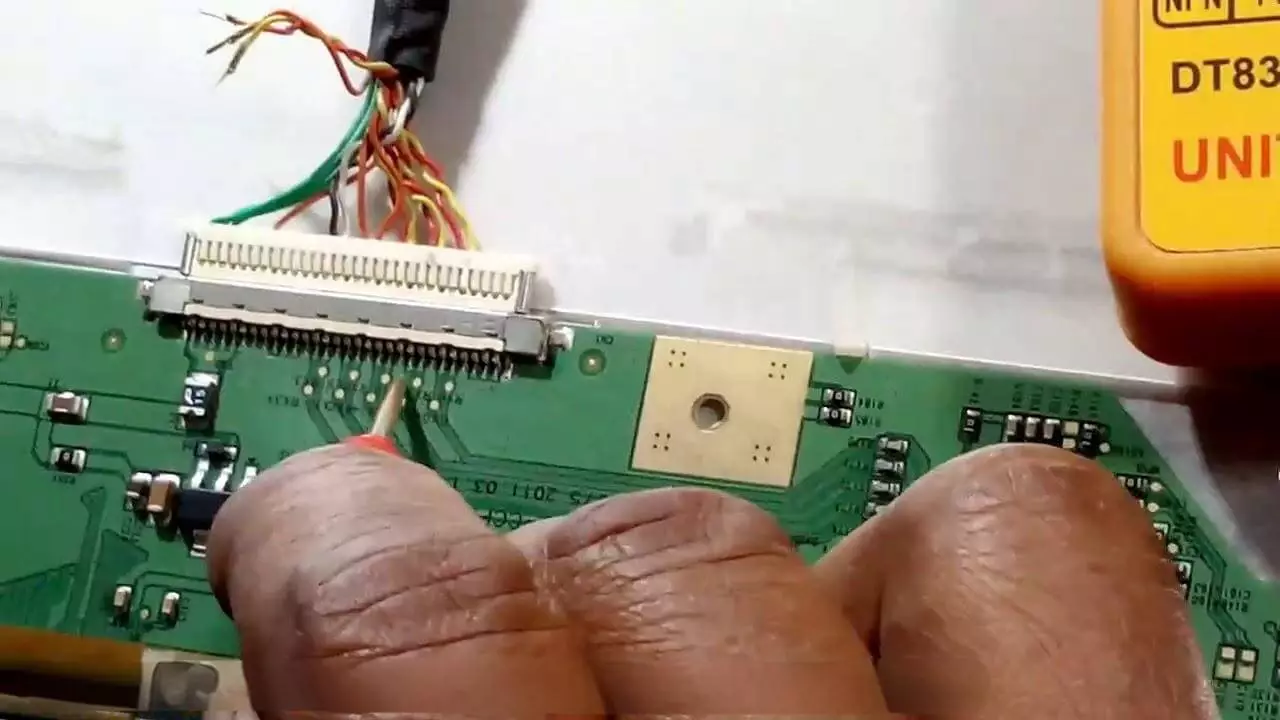 how to check lvds cable