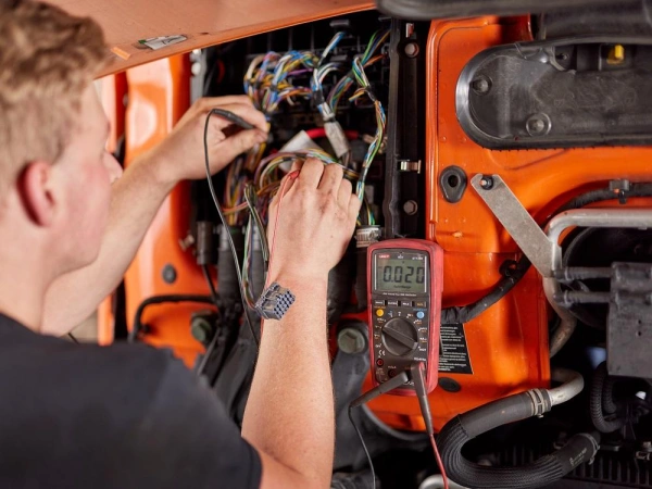 Use the Vehicle Diagram, Harness Adapter, Pinout, and Multimeter